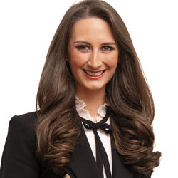 Deborah Nicol image